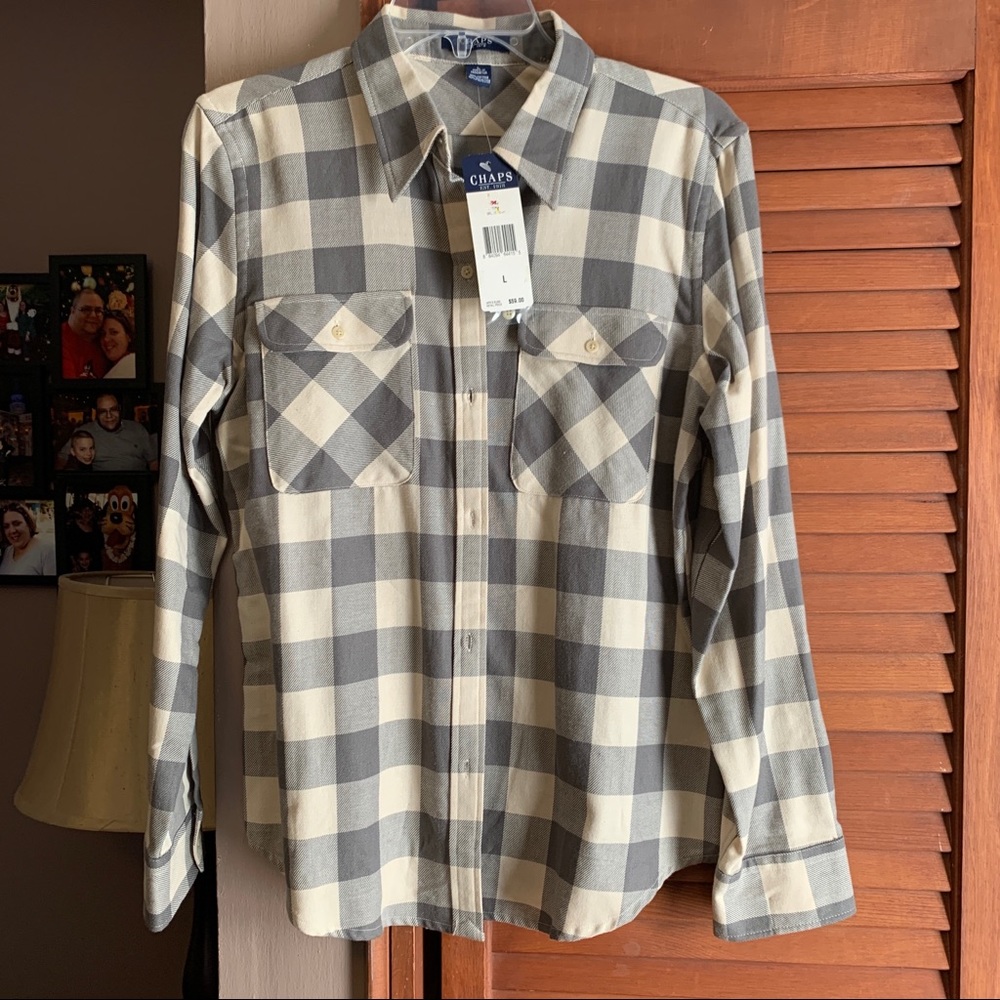 Chaps WOMENS LARGE Long Sleeve Button Down Shirt